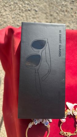 AI Smart Glasses in Box