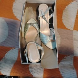7 1/2 New Never Worn Blue Satin Heels From David's Bridal