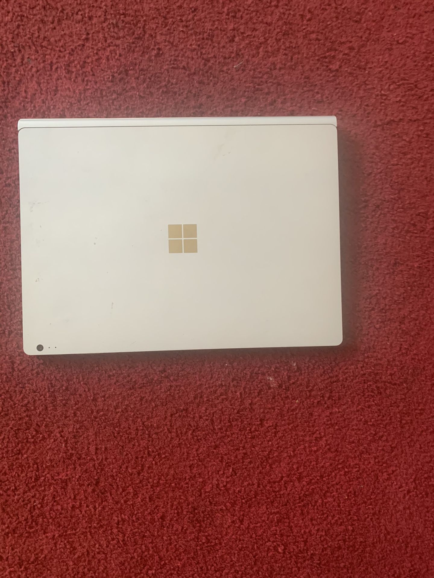 Surface book 1. 13.5inch i5