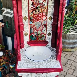 PLANT STAND