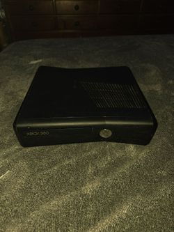 Xbox 360 Slim (with power cable and 250gb hdd)