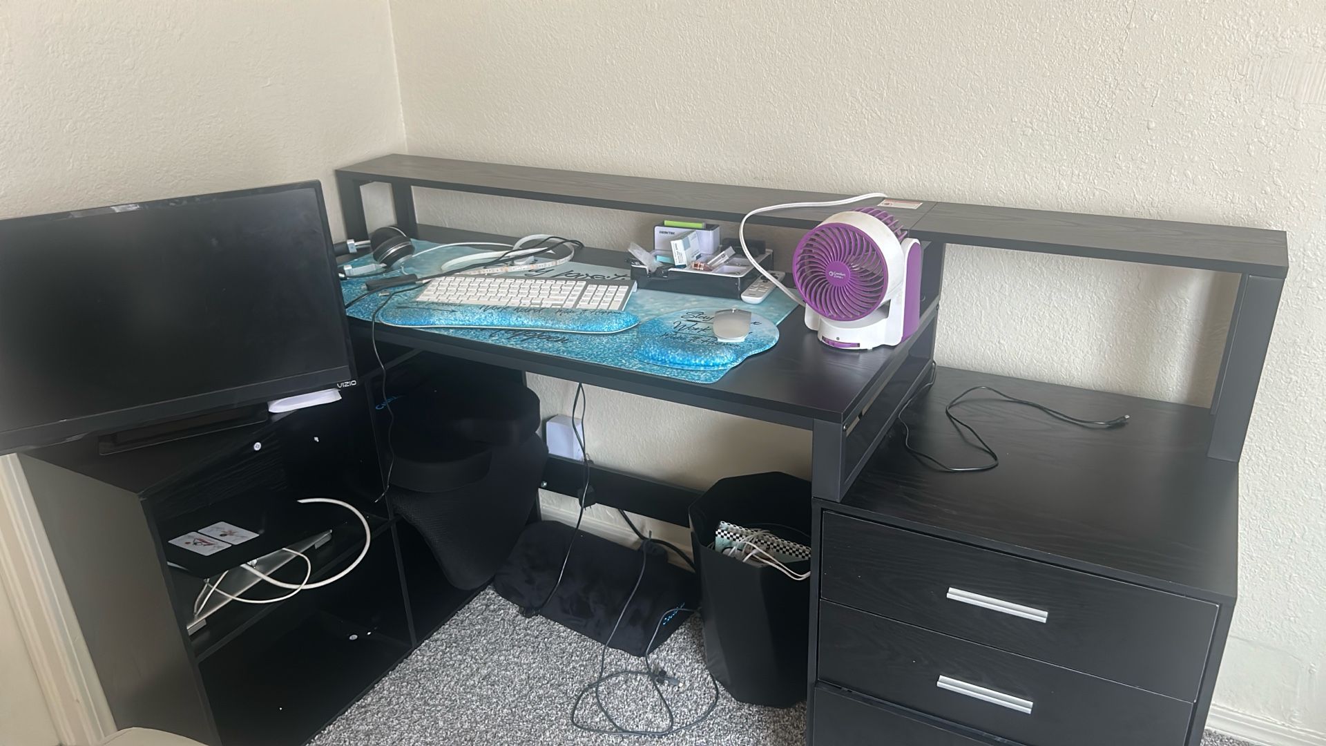 Tier Level Computer Desk