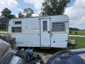 1968 Volunteer Vintage Camper Restoration Project