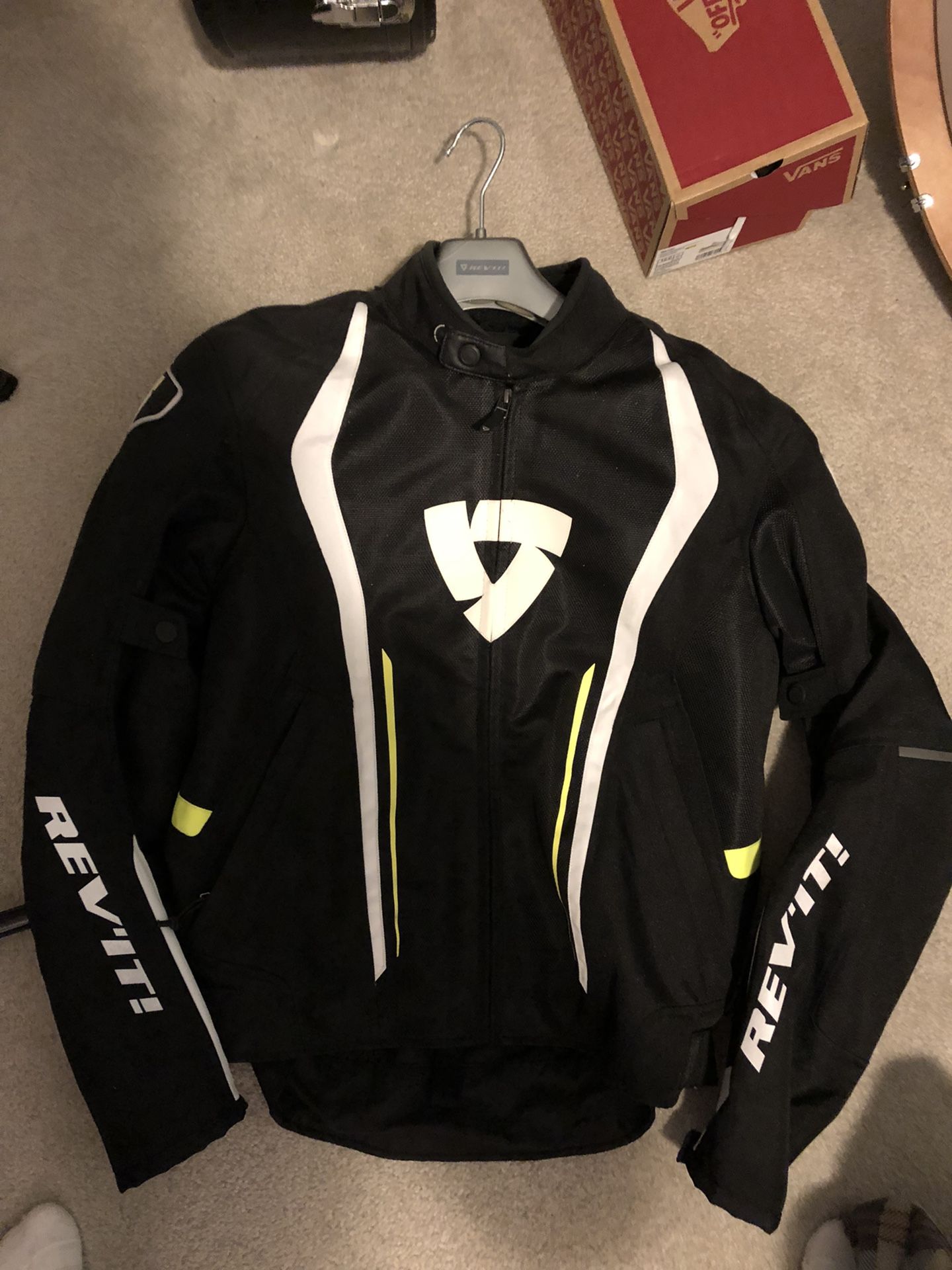 Revit Armored Motorcycle Jacket (Medium)