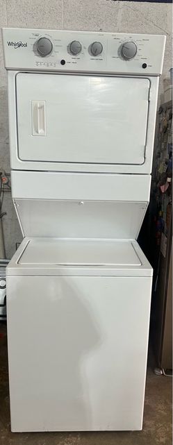 Stackable washer and dryer set