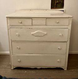 Shabby Chic Dresser