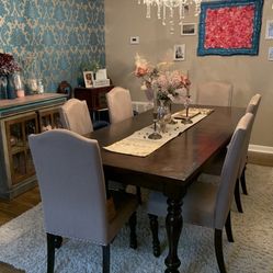 Dining Table And 6 Chairs 