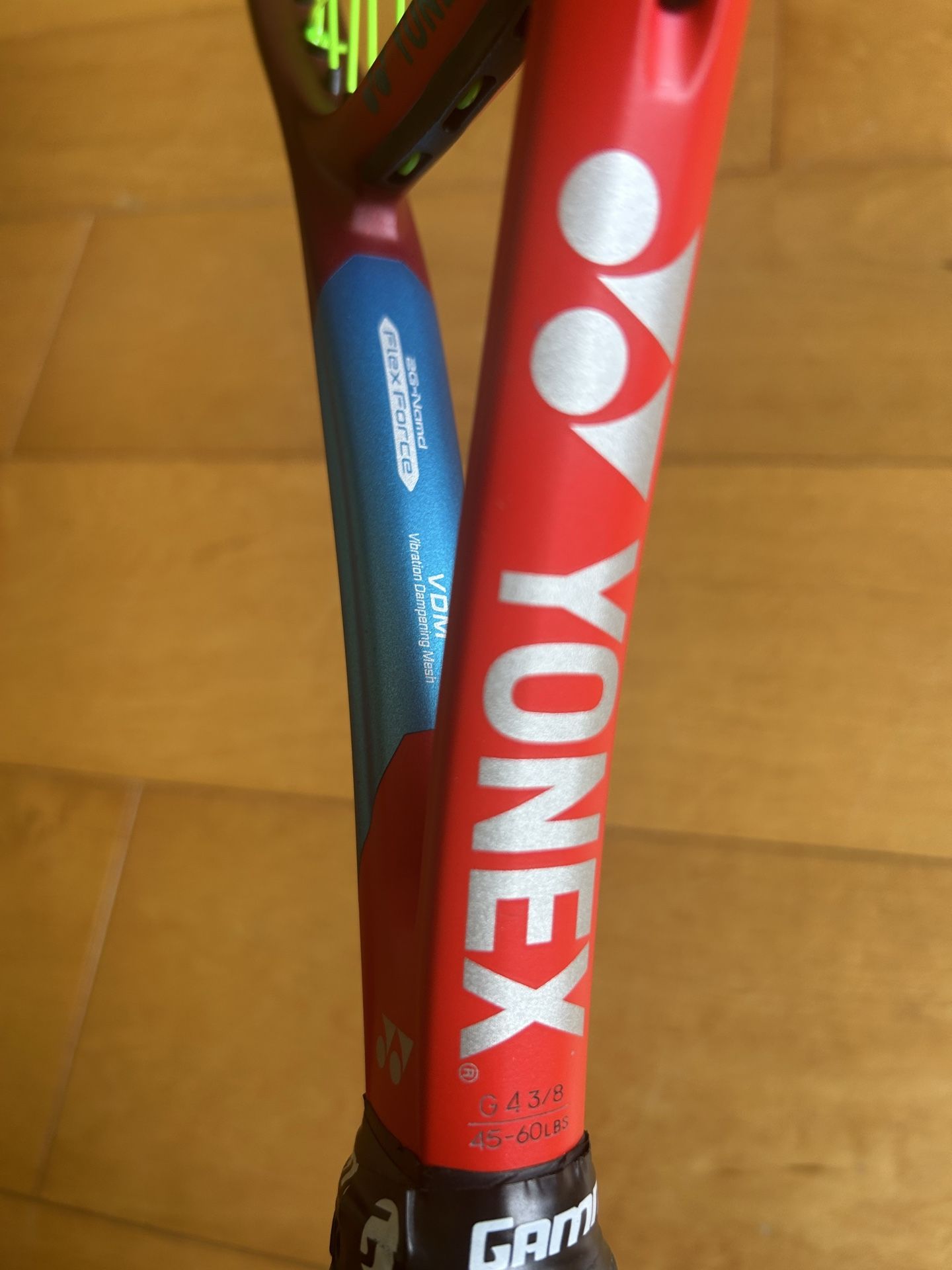 Yonex VCORE 98 (2021) – G3 (4-3/8)
