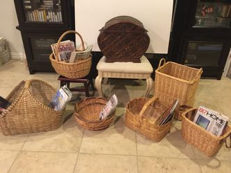 3 different round & Oval magazine baskets , 2 with handles & one without . All in great condition. Each sell separately.