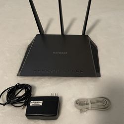NETGEAR Nighthawk Smart Wi-Fi Router (R6900P) - AC1900
