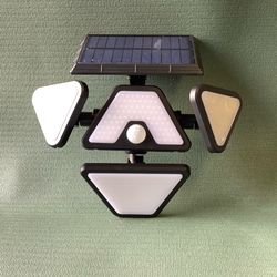 Solar Motion Security Led Light with Dual Brightness