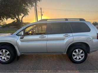 2011 Mitsubishi Endeavor