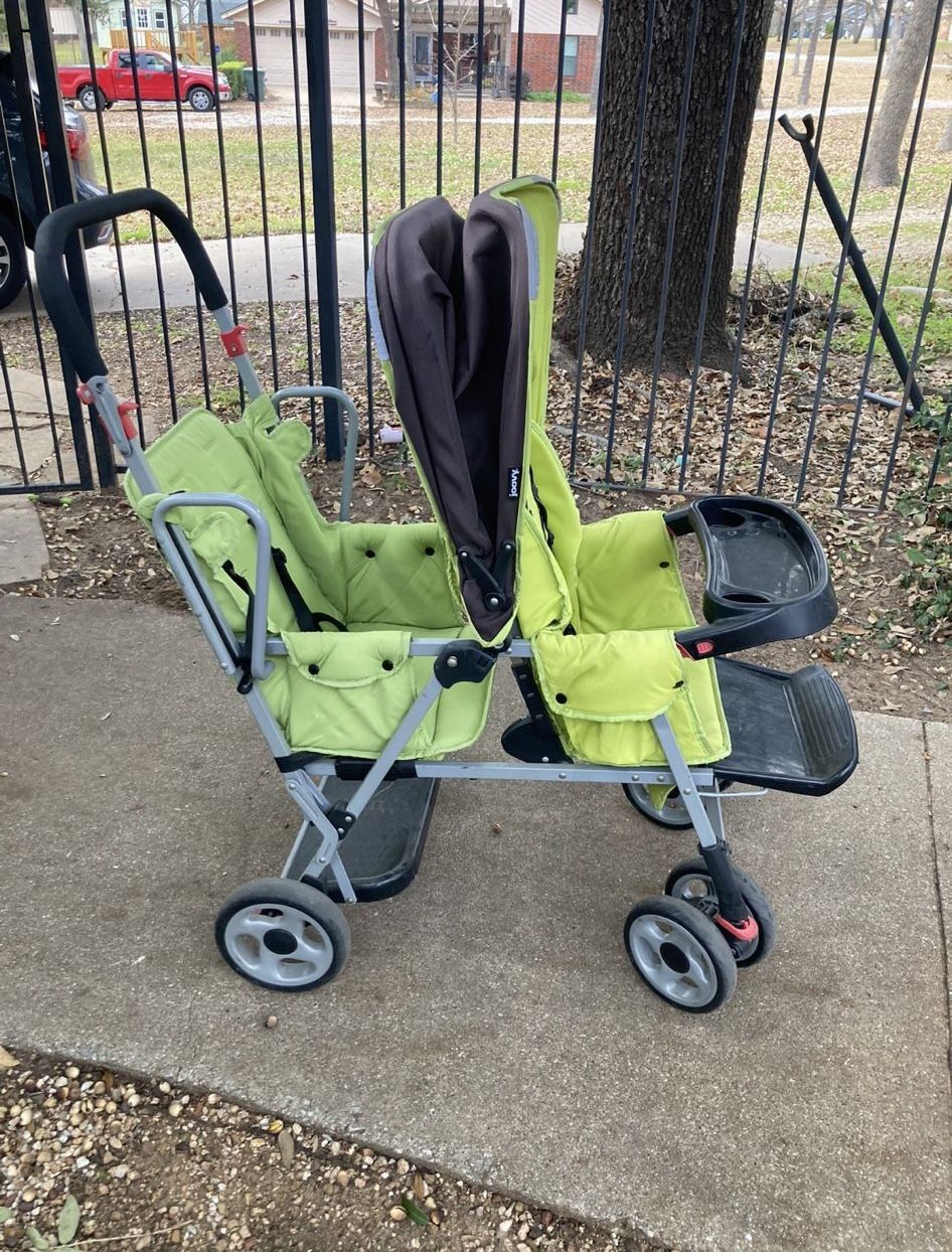 Baby Trend Sit N' Stand Double Stroller – Very Good Condition
