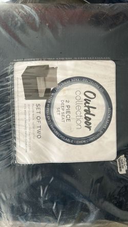 New Outdoor Deep Seat Set of Two