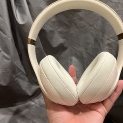 Beats Studio3 Wireless