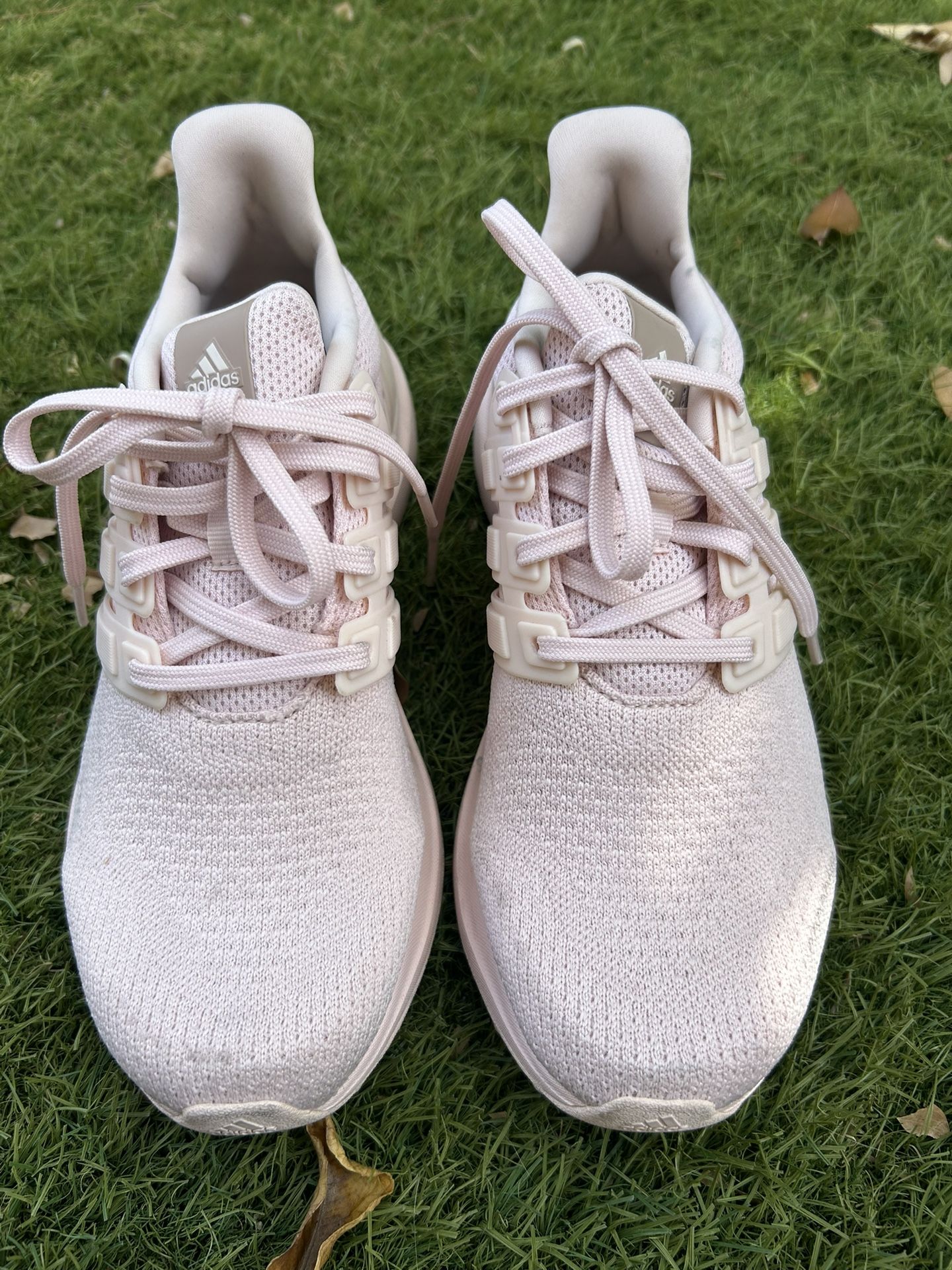 Women’s Adidas Size 6.5