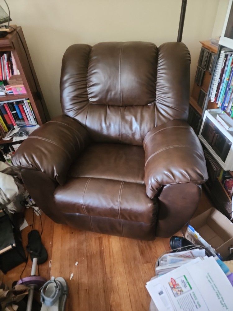 2 Brown Leather  Looking Recliners