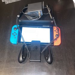 Nintendo Switch With Charger Dock Controller Handle And Grips All In Perfect Condition