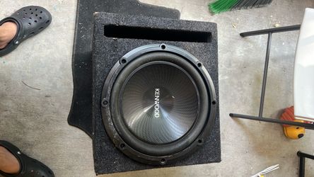 Kenwood Subwoofer in Ported Enclosure Box with AMP (Not Free)