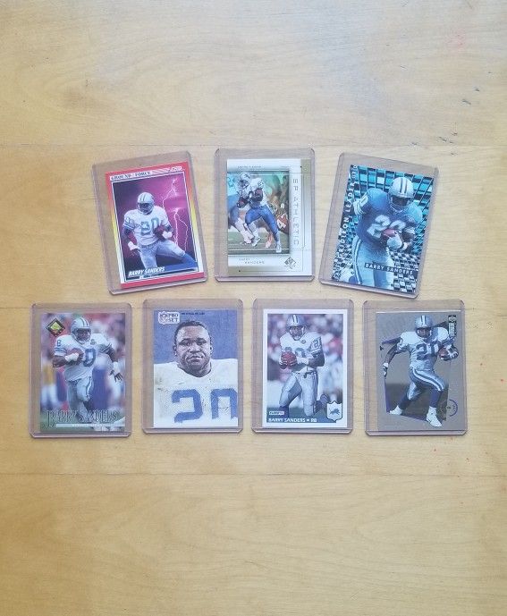 Barry Sanders & Deion Sanders Rookie Lot. (23) Card's