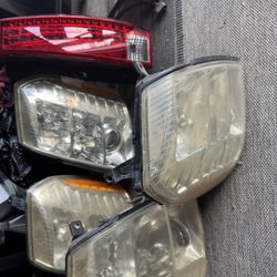 2007 Cadillac Escalade Head And Tail Lights 