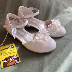 Size 81/2 Flower Mary Jane Shoes