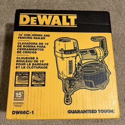 DeWalt 15 Degree Coil Sliding and Fencing Nailer