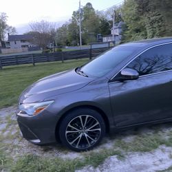 Toyota Camry 2016