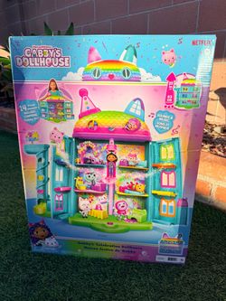 Gabby's Dollhouse Celebration Dollhouse Playset