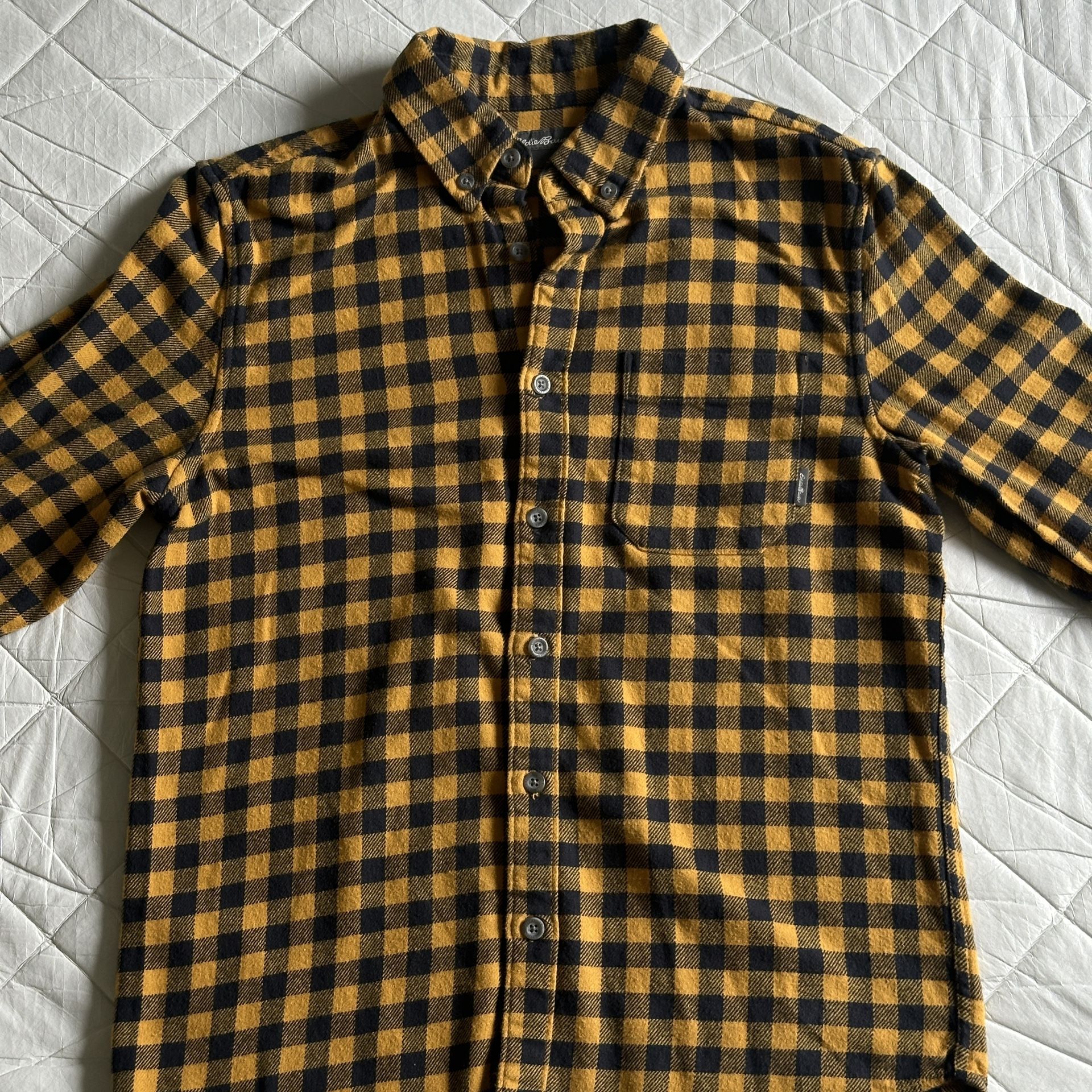Eddie Bauer Mens Long Sleeved Shirt Size black and yellow