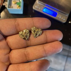 10k Heart nugget Earrings
