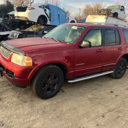 Parts 2004 Ford Explorer For Parts Only 