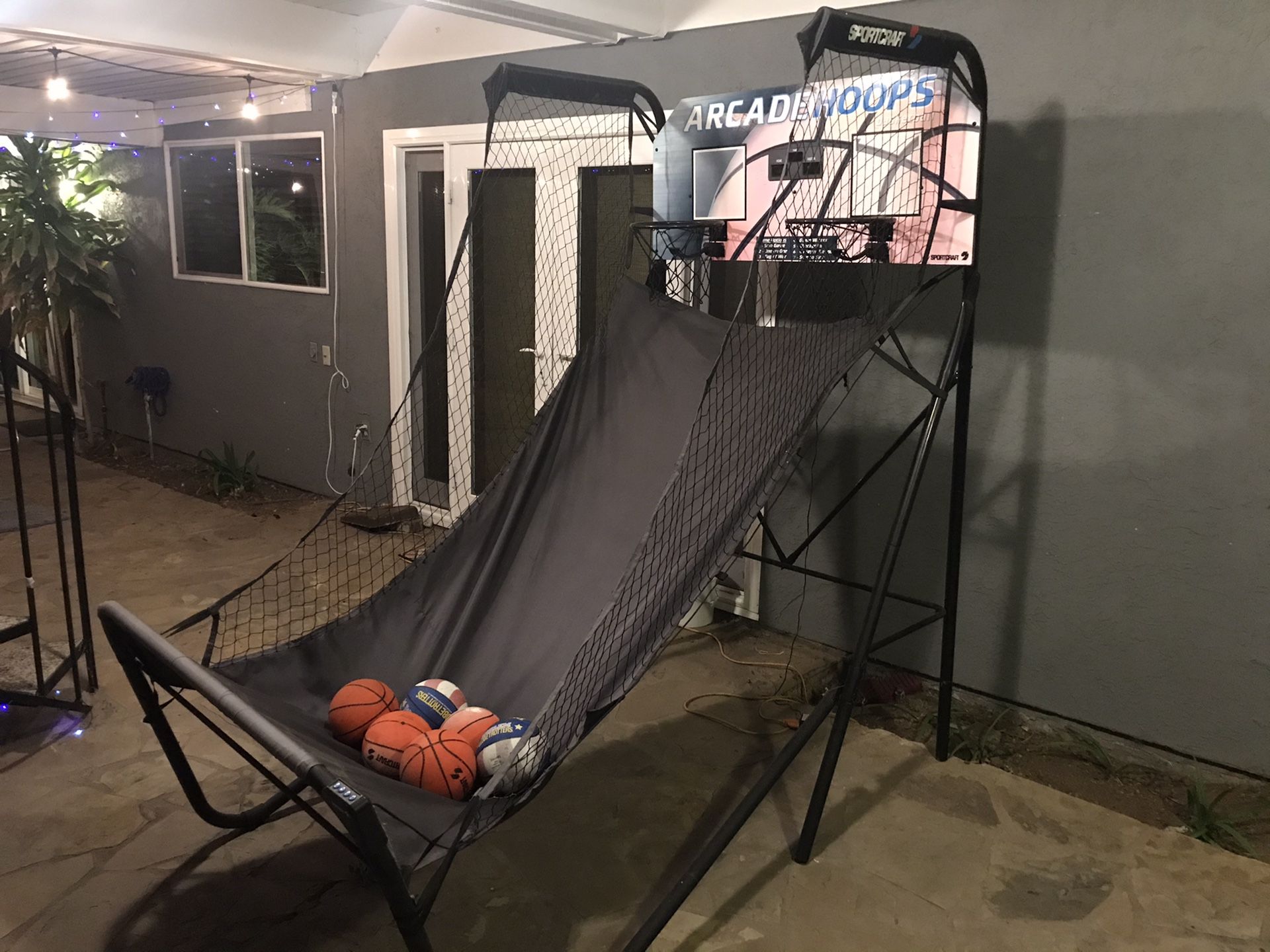 Basketball Arcade Hoops