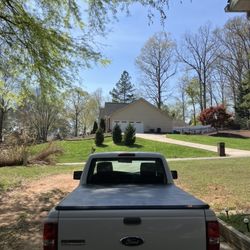 Tri-fold Truck bed Cover 