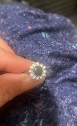 14k solid white gold natural Sapphire and diamond ring