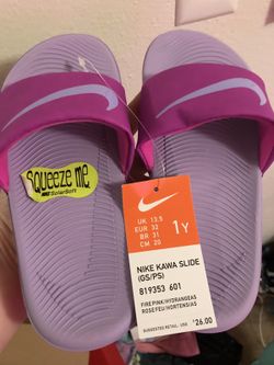 20 girls nikes new