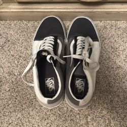 Size 9 Mens Vans Grey, White and Black