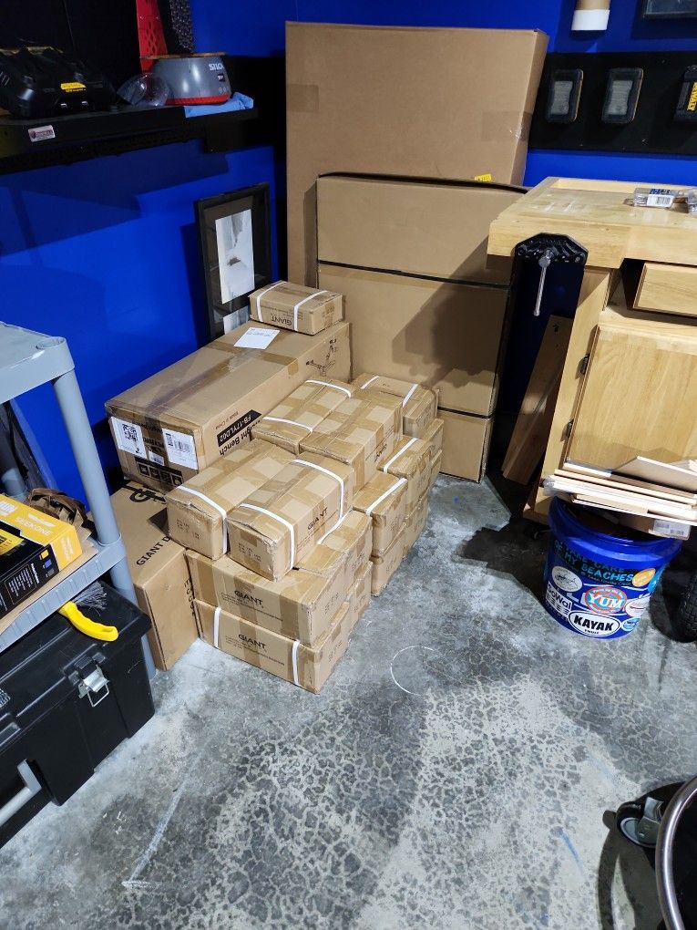NIB-GIANT Rub Hex Dumbbell Set