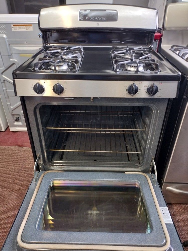 GE Stainless Steel Gas Stove for Sale in Chicago, IL OfferUp