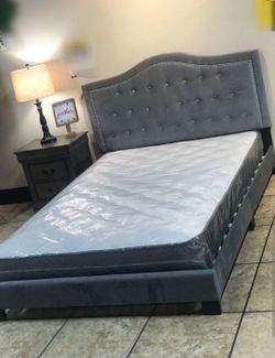 Brand New Queen Size Grey Velvet Platform Bed Frame +Mattress