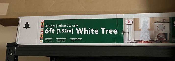 6ft artificial Christmas tree- white