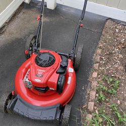 Troy Bilt Lawnmower 