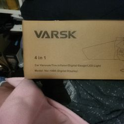 CAR VACUUM / TIRE INFLATOR LED LIGHT