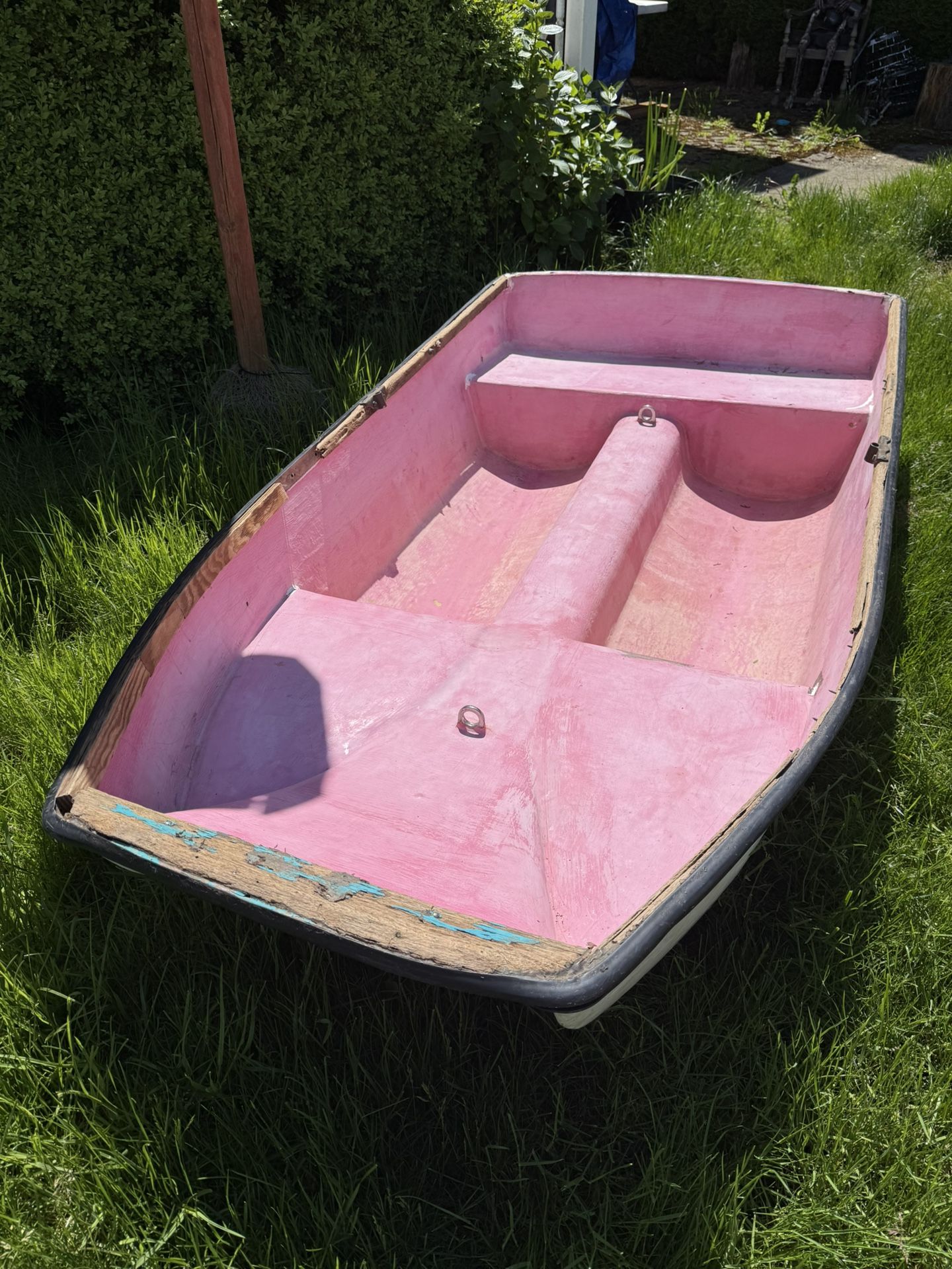 Reliable Row Boat With Marine Battery, Box, And Electric Motor. Please Read Description!