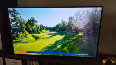 55" Samsung 4K Ultra HD Smart TV ecelent condition)