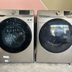 Samsung Washer & Dryer - Like NEW!