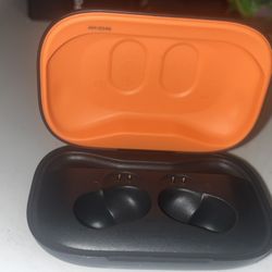 Head Phone Case Charger