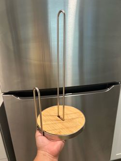 Towel holder