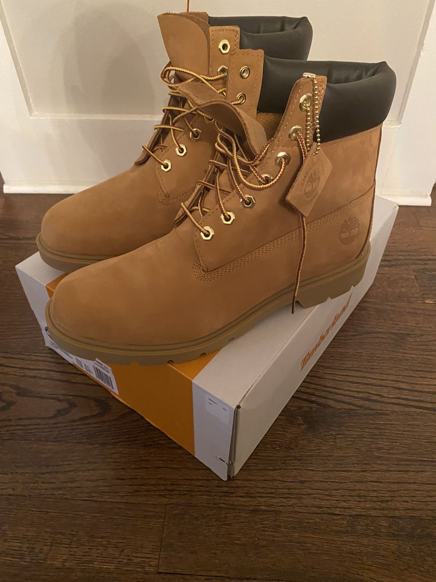 Mens Timberlands ( New )