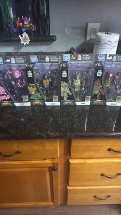 Teenage Mutant Ninja Turtles Limited, edition collector card inside